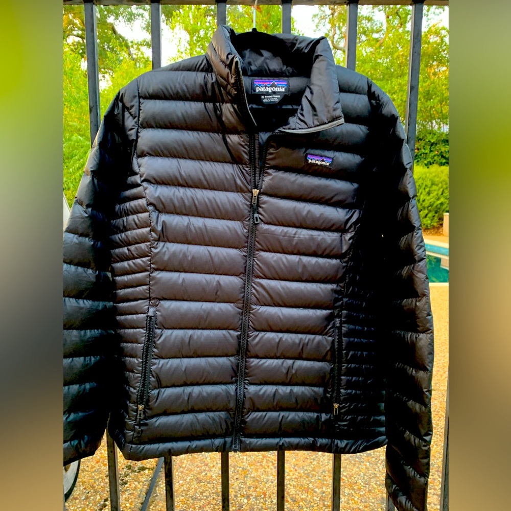 Patagonia Down Jacket in Black.  NWOT.  Women’s XL.